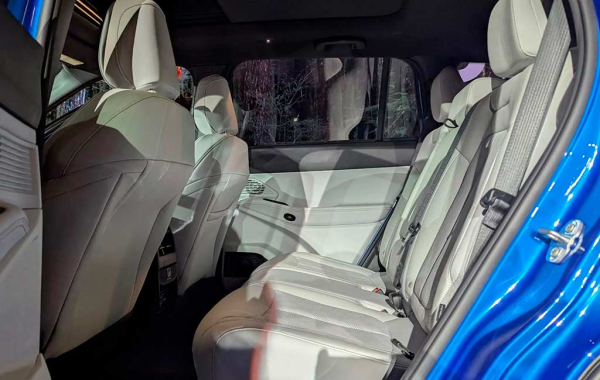 Представлен новый Jeep Cherokee 2026: кроссовер шестого поколения