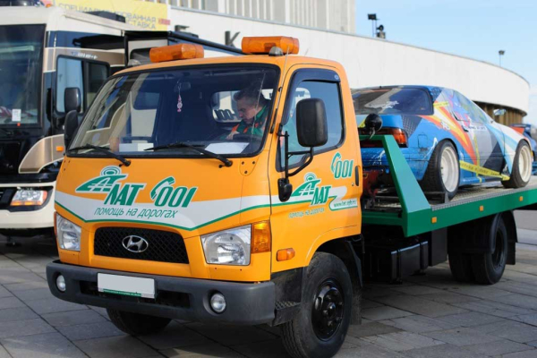 Нужна помощь на дороге! Звоните в «ЛАТ»!