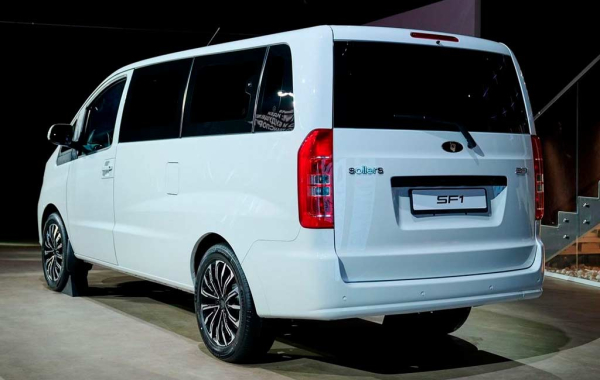 Представлен микроавтобус Sollers SF1: пассажирская версия одноименного фургона